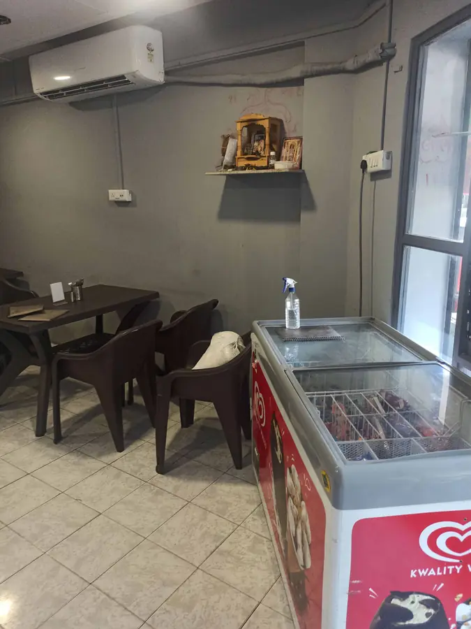 Dining tables at Leval-1 Restaurant